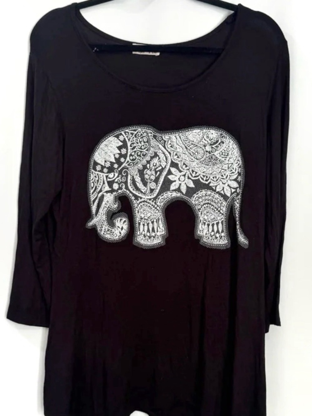 Mel & Mo Mandala Elephant Top Black Pullover Womens XL Long Sleeve T-Shirt